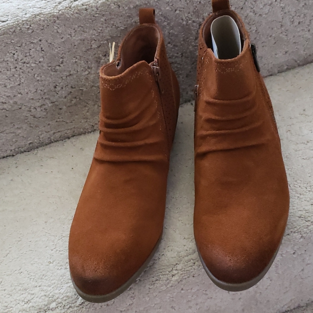 Cognac ankle boots